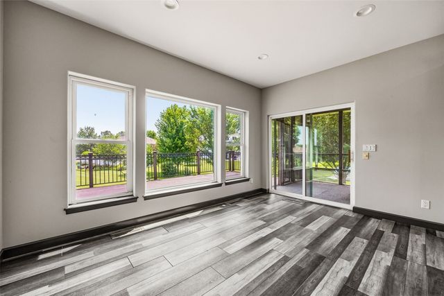 426 PRAIRIE VIEW DR, Fairfax, IA 52228