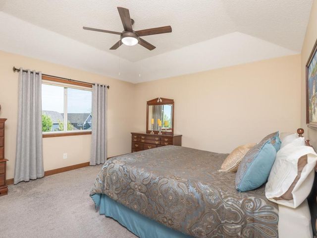 1113 Rosemary Lane, Chaska, MN 55318