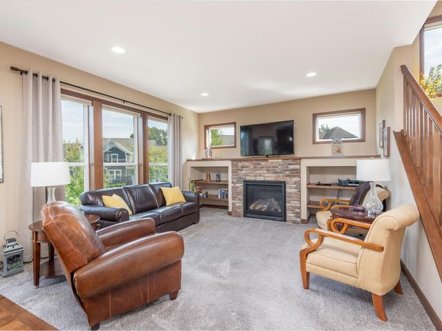 1113 Rosemary Lane, Chaska, MN 55318