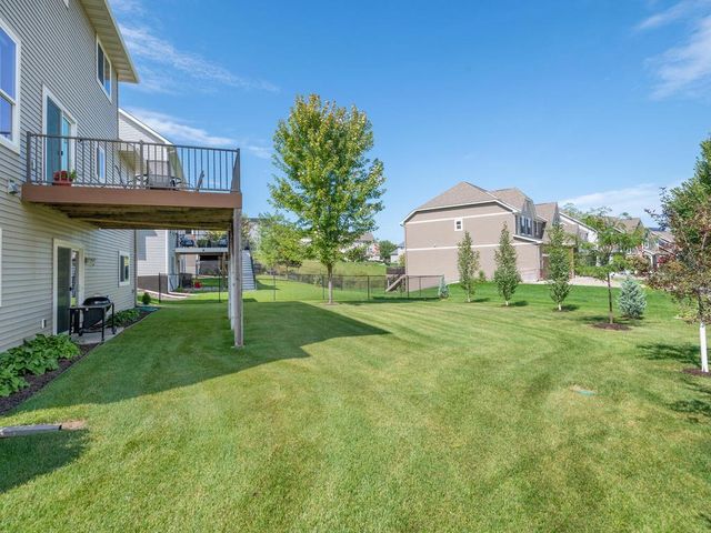 1113 Rosemary Lane, Chaska, MN 55318