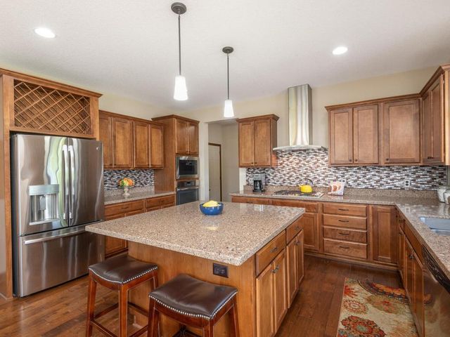 1113 Rosemary Lane, Chaska, MN 55318