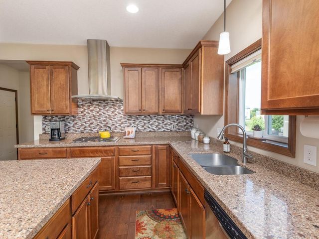 1113 Rosemary Lane, Chaska, MN 55318