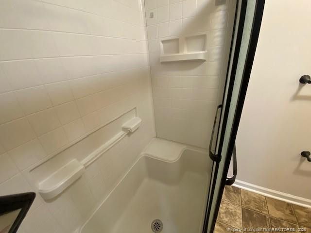 162 E Twelve Oaks Road, Raeford, NC 28376