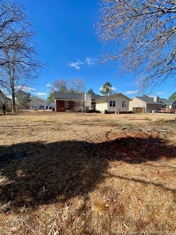 162 E Twelve Oaks Road, Raeford, NC 28376