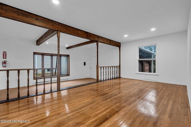 225 Lakeside Avenue, Blackwood, NJ 08012