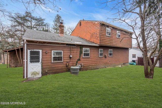 225 Lakeside Avenue, Blackwood, NJ 08012