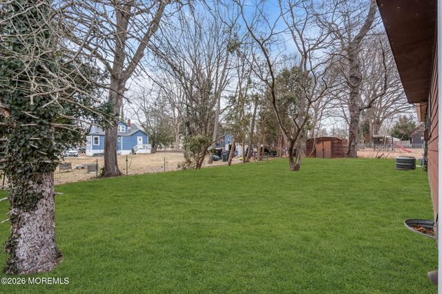 225 Lakeside Avenue, Blackwood, NJ 08012