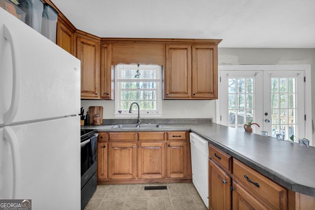 39 Meadowbrook Drive, Toccoa, GA 30577