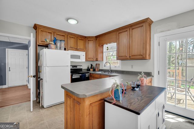 39 Meadowbrook Drive, Toccoa, GA 30577