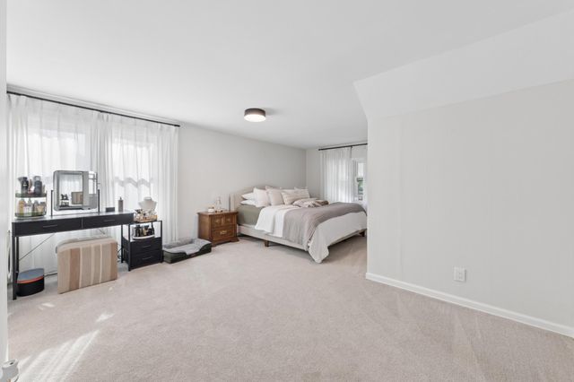 5100 W 40th Street, Saint Louis Park, MN 55416