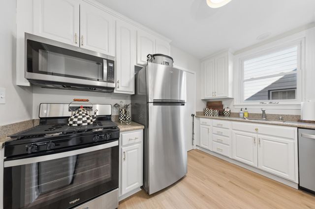 5100 W 40th Street, Saint Louis Park, MN 55416