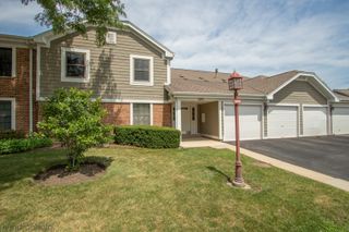 1418 Seven Pines Road C2, Schaumburg, IL 60193