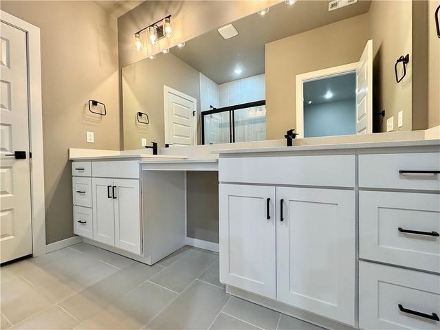 5900 SW Desert Avenue, Bentonville, AR 72713