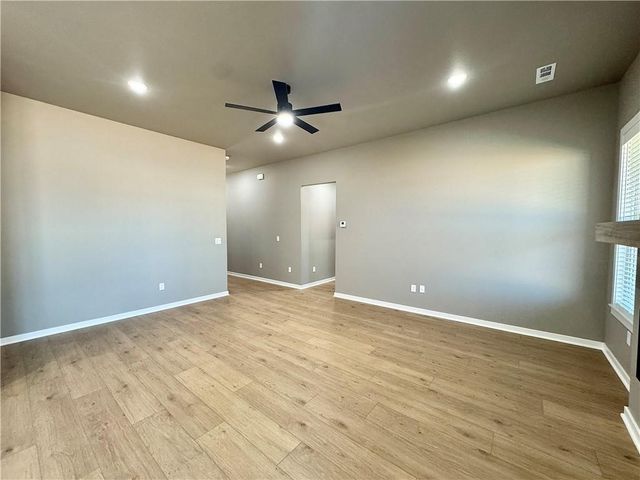 5900 SW Desert Avenue, Bentonville, AR 72713