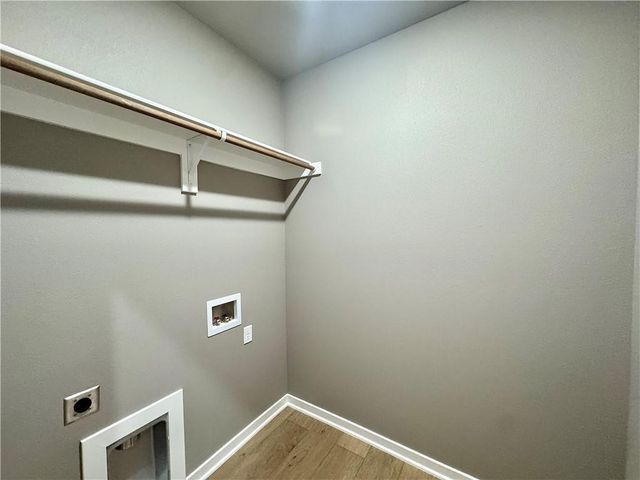 5900 SW Desert Avenue, Bentonville, AR 72713