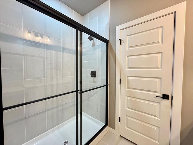 5900 SW Desert Avenue, Bentonville, AR 72713