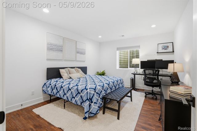 2556 Rosemond Ln, Rochester Hills, MI 48309