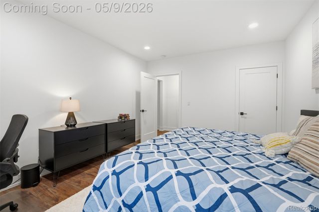 2556 Rosemond Ln, Rochester Hills, MI 48309