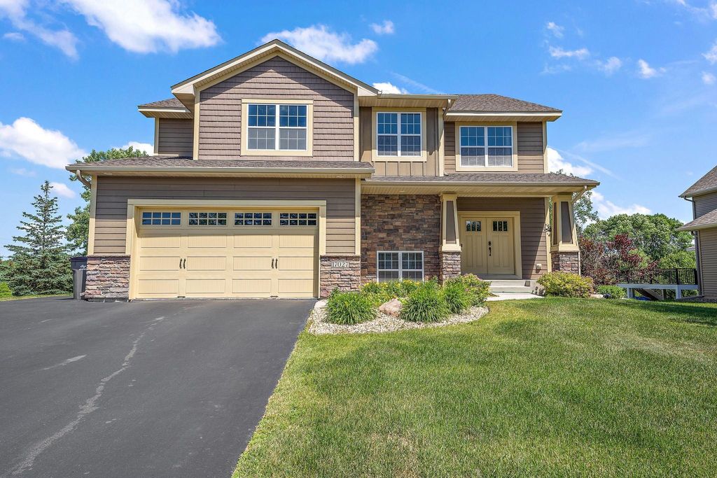 17027 W 62nd Street, Eden Prairie, MN 55346