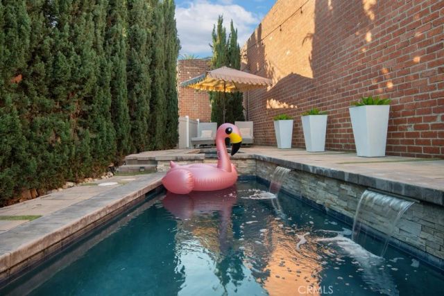 2615 Clyde Ave, Los Angeles, CA 90016