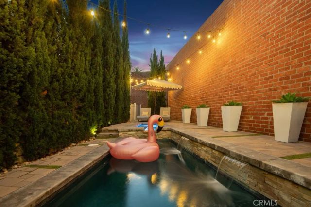 2615 Clyde Ave, Los Angeles, CA 90016