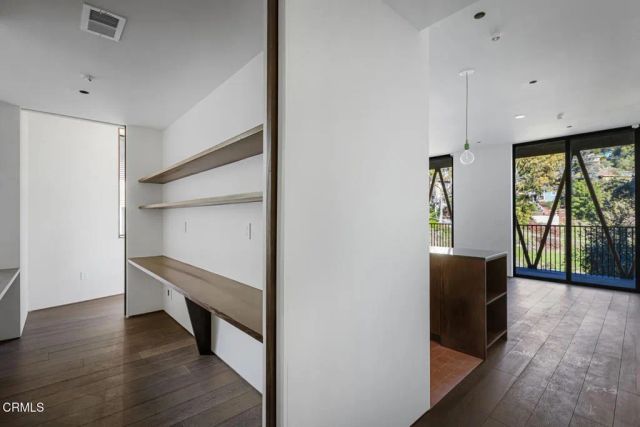 596 Quail Drive, Los Angeles, CA 90065