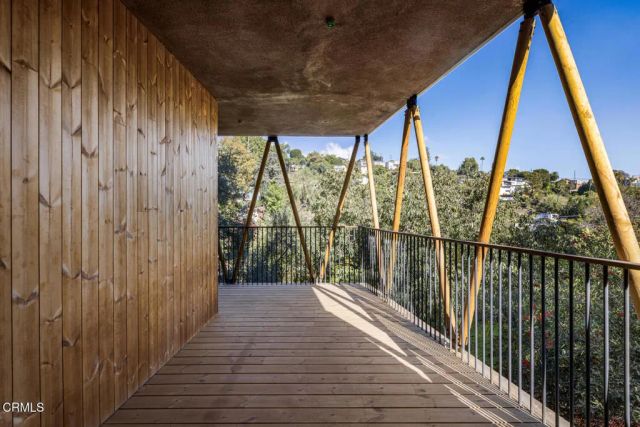 596 Quail Drive, Los Angeles, CA 90065