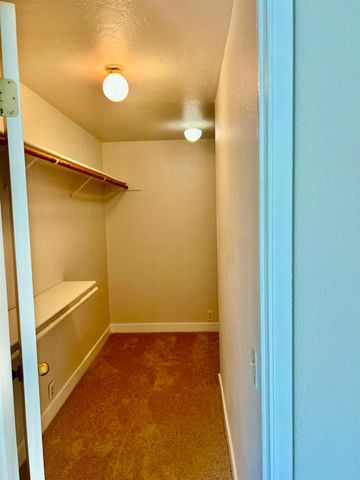 5204 Marconi Ave, Carmichael, CA 95608