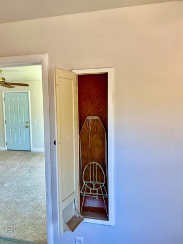 5204 Marconi Ave, Carmichael, CA 95608