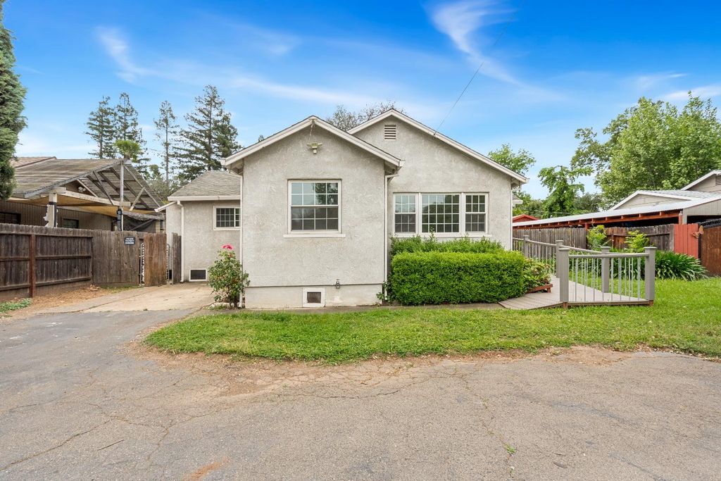 5204 Marconi Ave, Carmichael, CA 95608