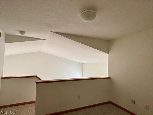 1437 Shaw Avenue B, Niles, OH 44446