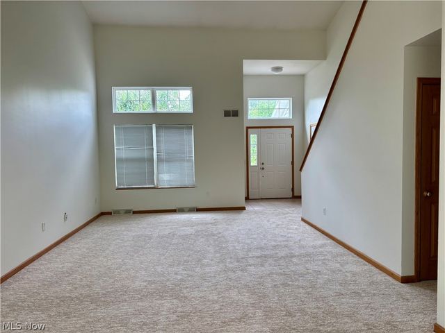 1437 Shaw Avenue B, Niles, OH 44446
