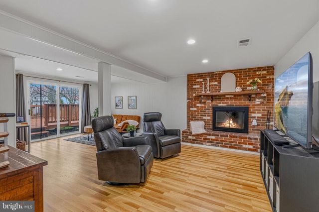 13005 KINGSWELL DR, Woodbridge, VA 22193