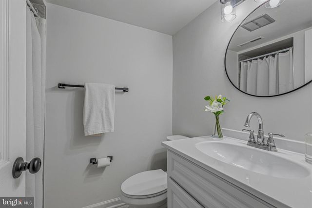 13005 KINGSWELL DR, Woodbridge, VA 22193