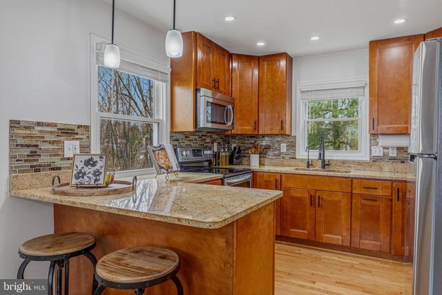 13005 KINGSWELL DR, Woodbridge, VA 22193