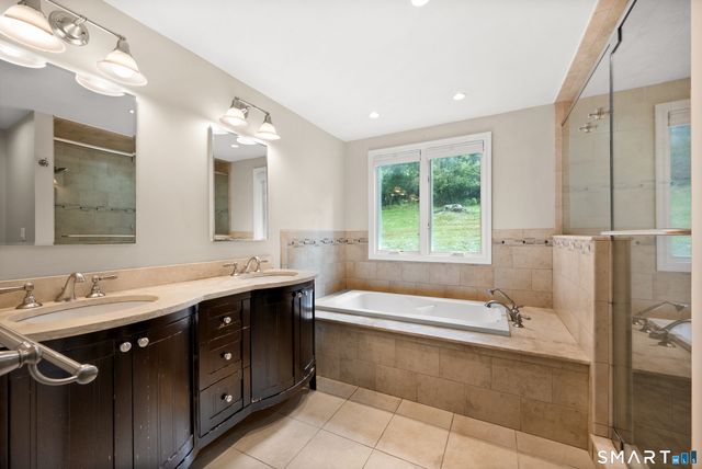 23 Lee Lane, Redding, CT 06896