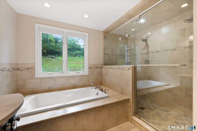 23 Lee Lane, Redding, CT 06896
