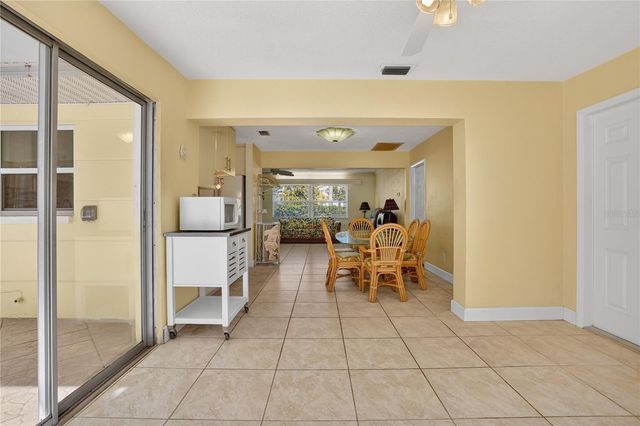 2962 8TH AVENUE SW, Largo, FL 33770