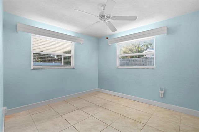 2962 8TH AVENUE SW, Largo, FL 33770