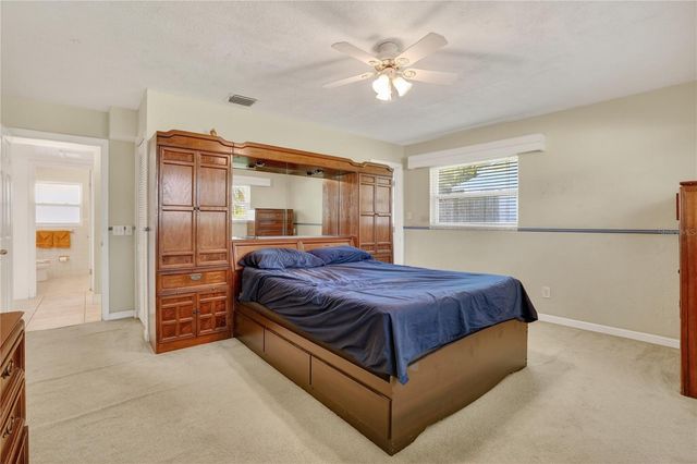 2962 8TH AVENUE SW, Largo, FL 33770