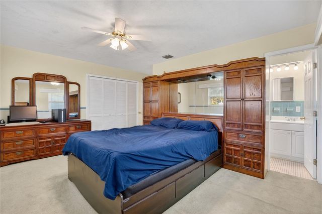 2962 8TH AVENUE SW, Largo, FL 33770