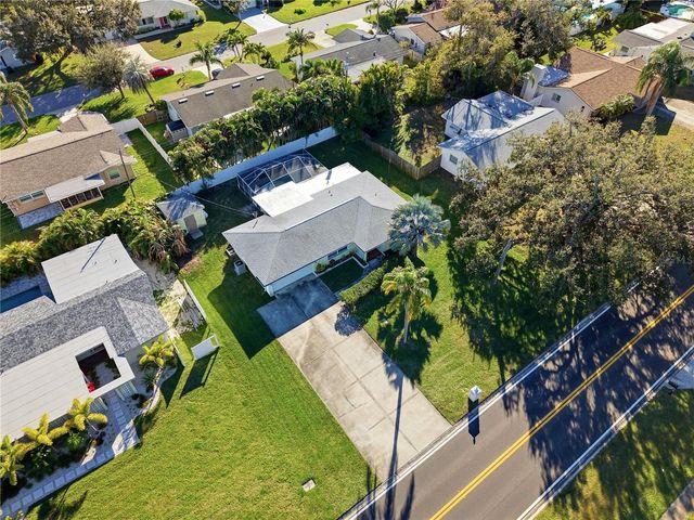 2962 8TH AVENUE SW, Largo, FL 33770