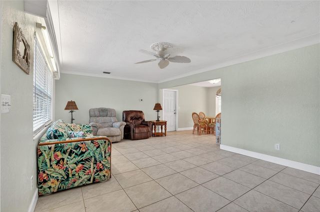 2962 8TH AVENUE SW, Largo, FL 33770