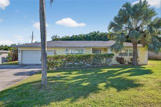 2962 8TH AVENUE SW, Largo, FL 33770