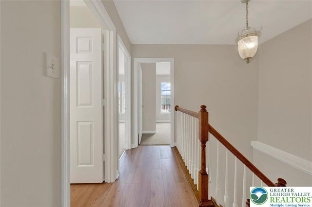 148 Knollwood Drive, Williams Twp, PA 18042