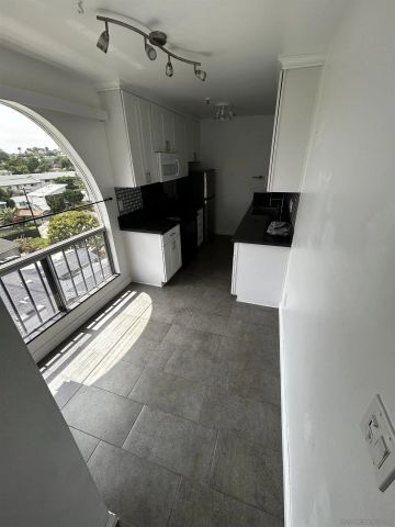 4730 Noyes Street 409, San Diego, CA 92109