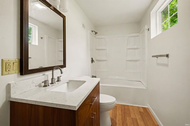 1901 Linden Avenue, South Bend, IN 46628