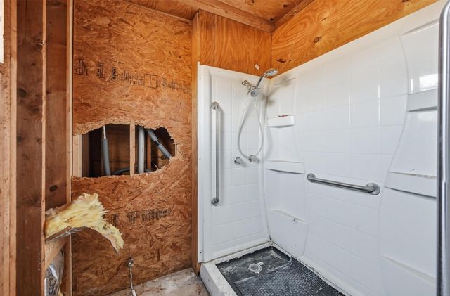 604 S Spears Street, Alvarado, TX 76009