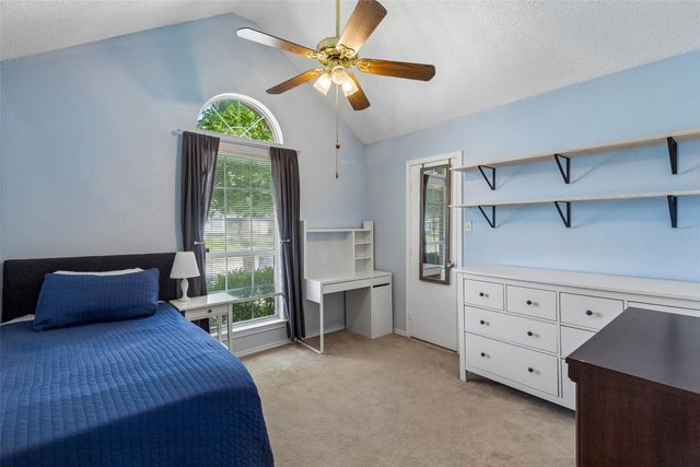 6705 Bluebell Drive, Rowlett, TX 75089
