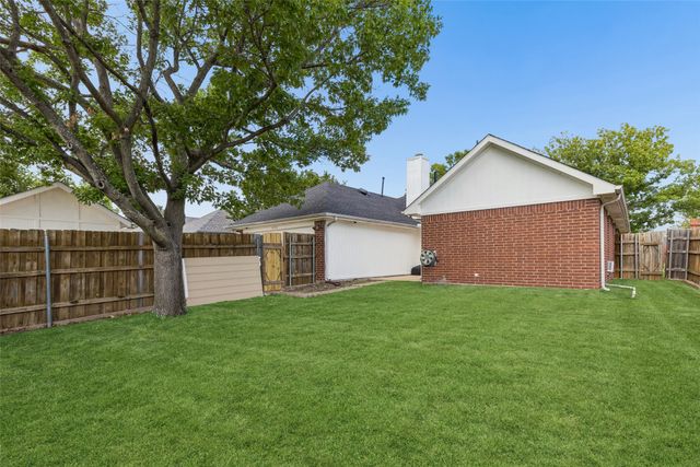 6705 Bluebell Drive, Rowlett, TX 75089